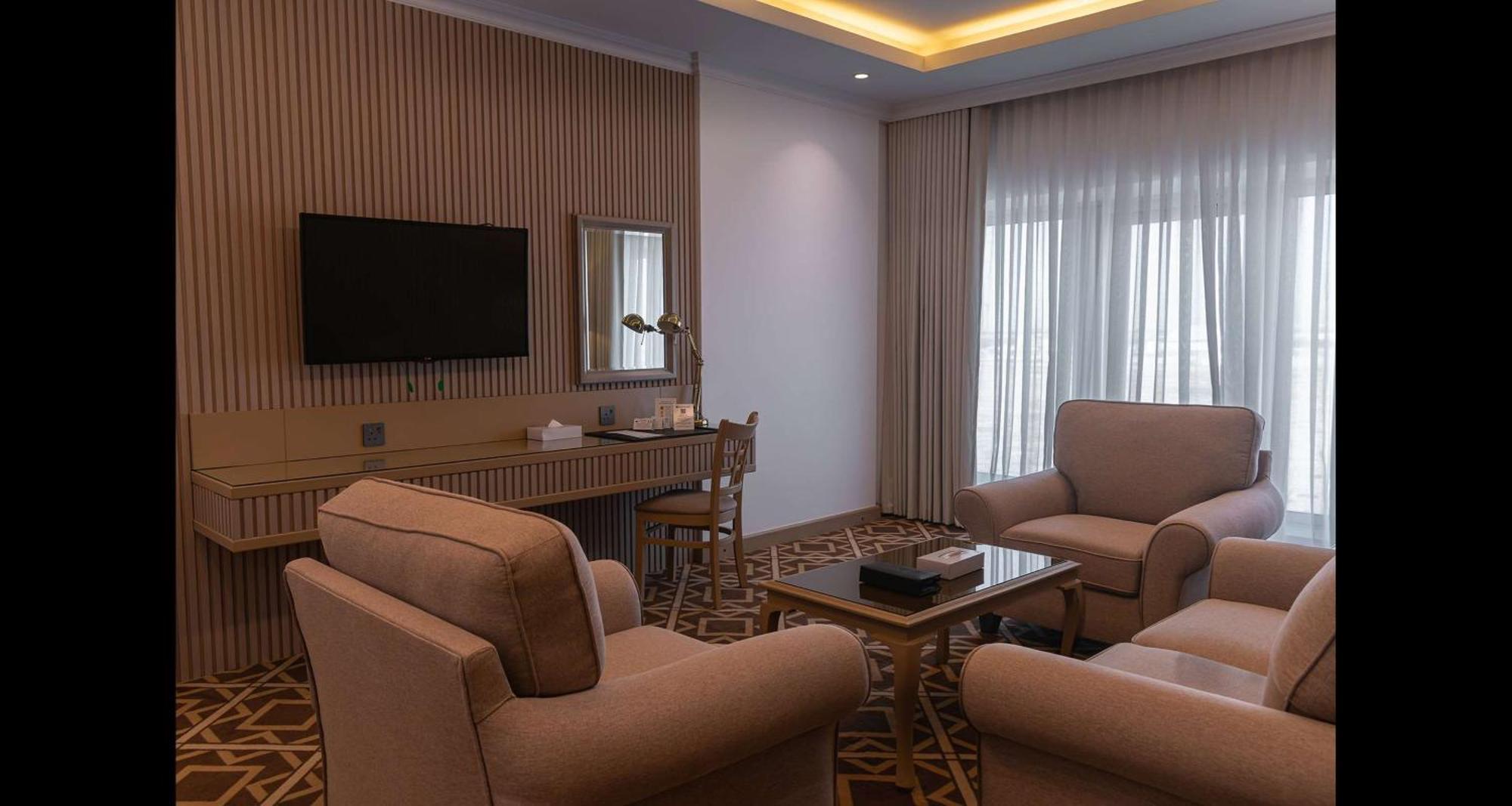 Best Western Plus Jeddah Hotel Madinah Road Buitenkant foto